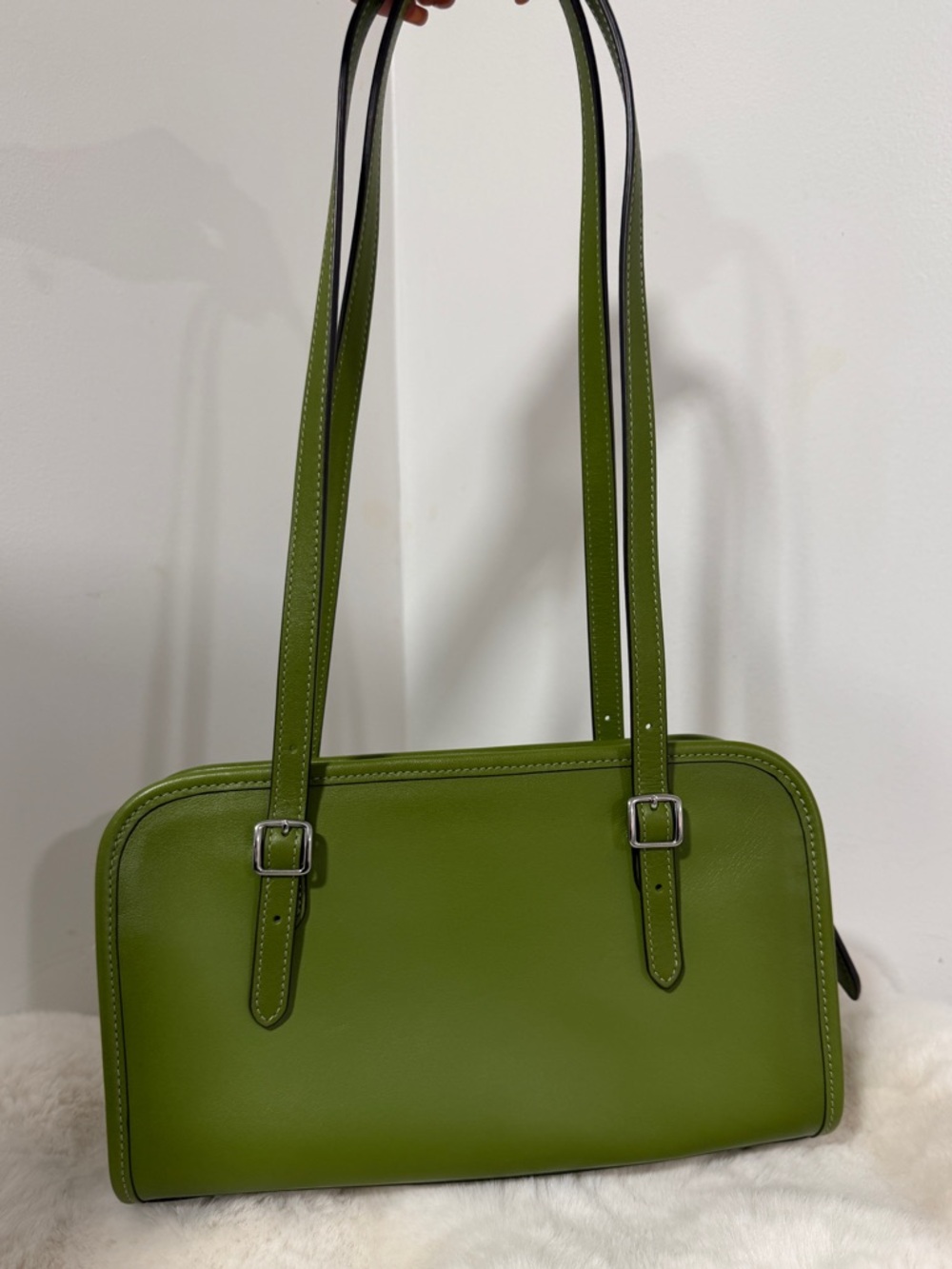 Coach Dark Lime Green Leather
Swing Zip Shoulder Bag - Picture 4 of 6